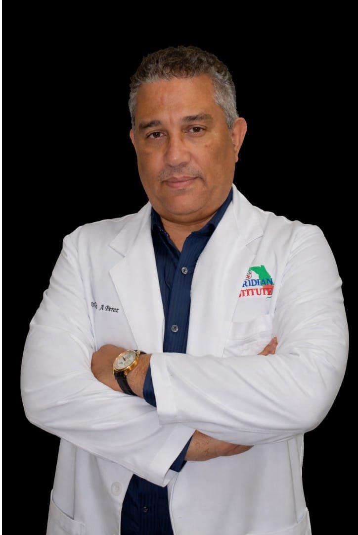 Dr. Jesús A. Pérez, founder of Synapsis Medical Education